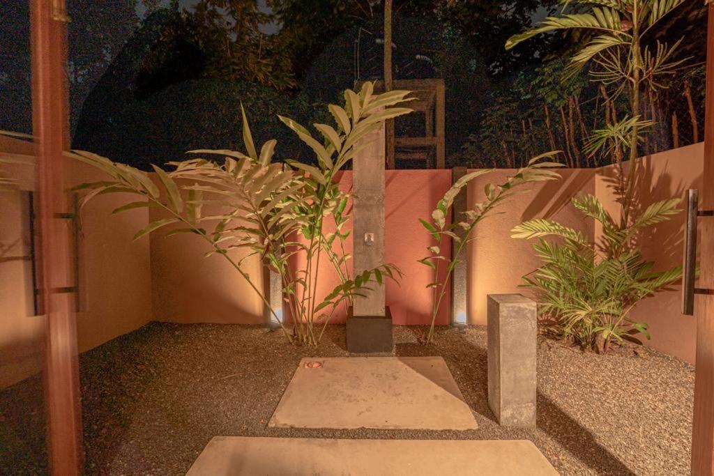 Nisala Villas Hikkaduwa Buitenkant foto
