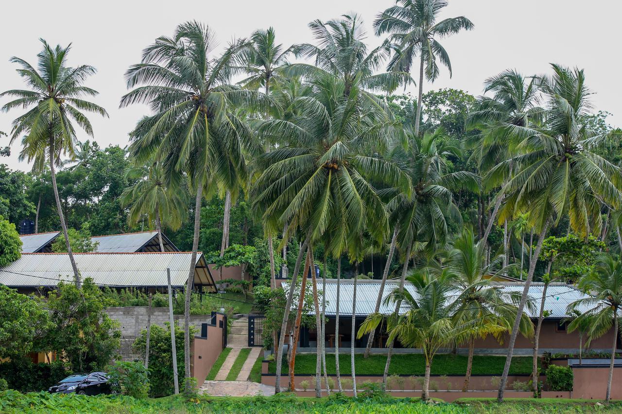 Nisala Villas Hikkaduwa Buitenkant foto