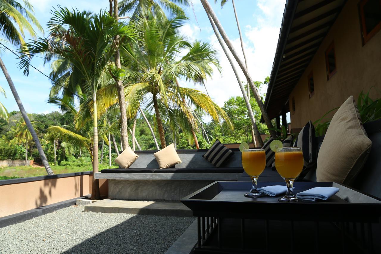 Nisala Villas Hikkaduwa Buitenkant foto