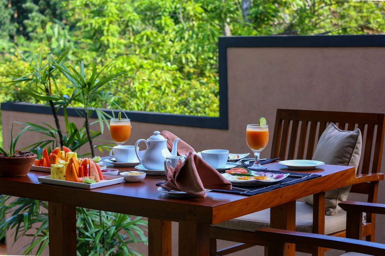 Nisala Villas Hikkaduwa Buitenkant foto